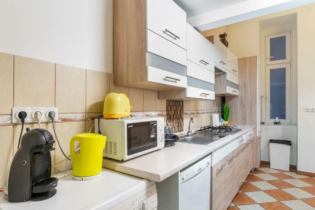 Izabella Home Budapeszt Zewnętrze zdjęcie